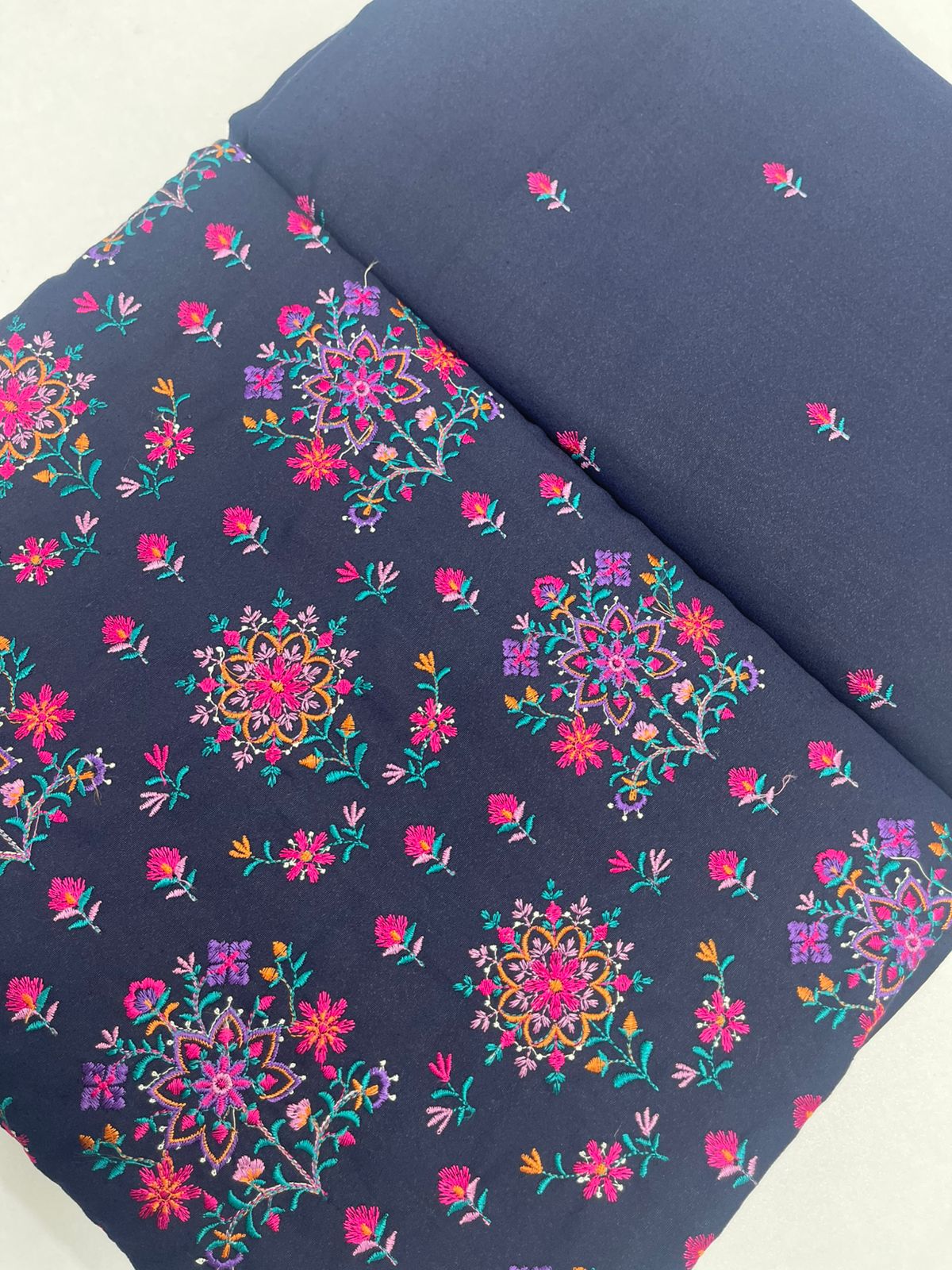 karandi 2piece - Embroidered